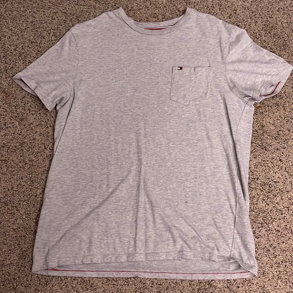 grey tommy hilfiger pocket t shirt
